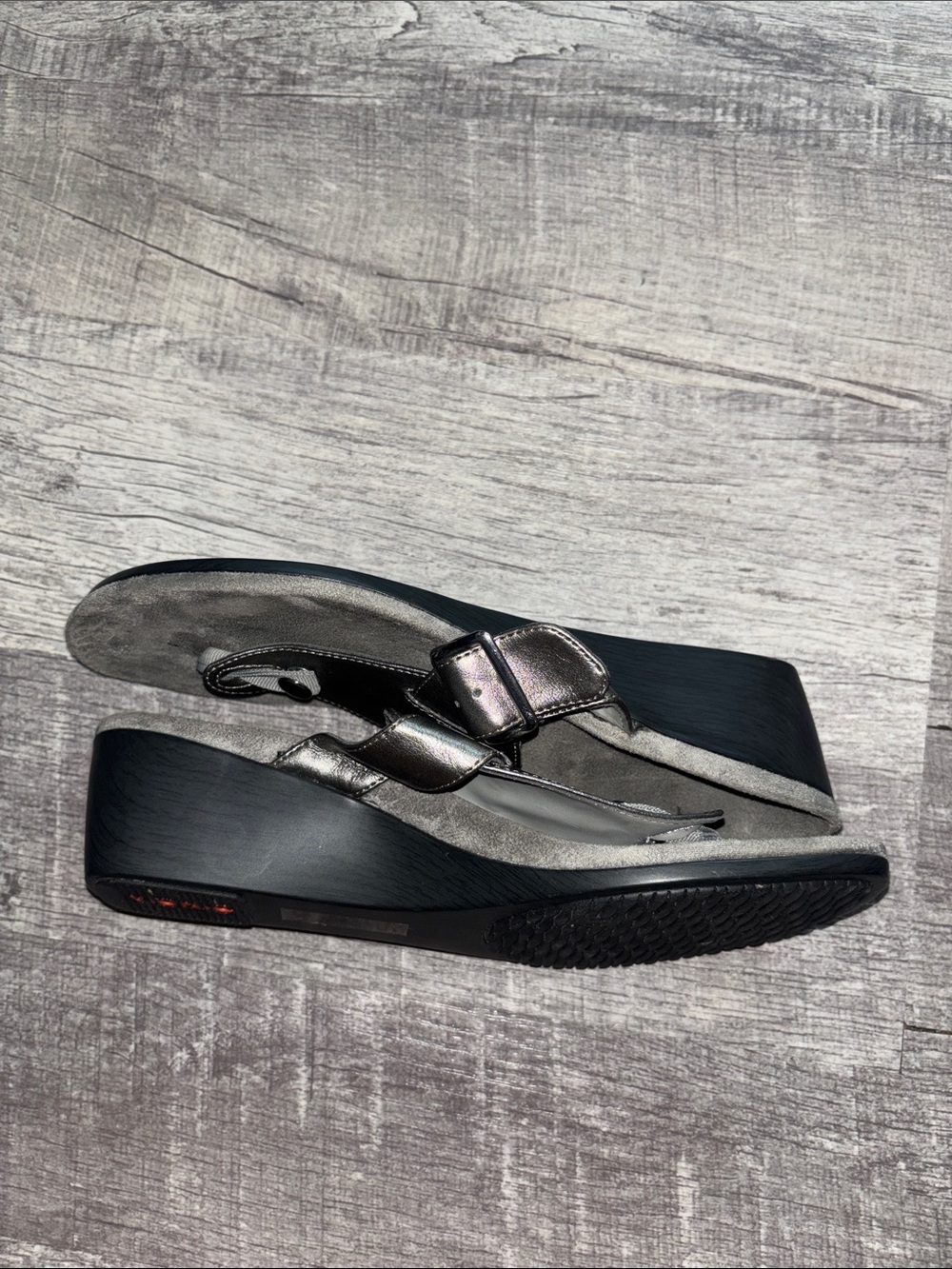 Vionic Alanis Toe-Post Wedge - Picture 5 of 7